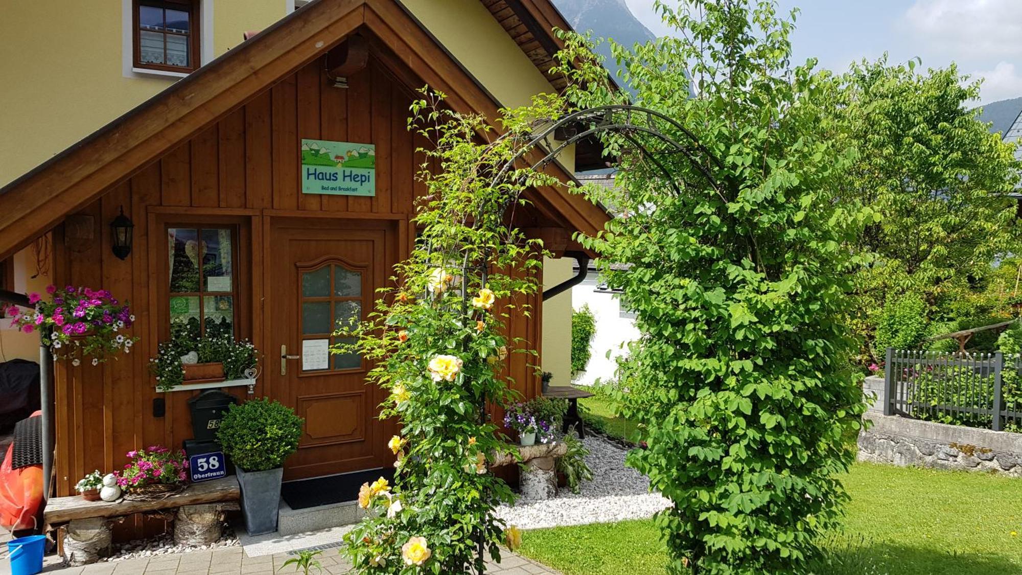 Haus Hepi Hotell Obertraun Eksteriør bilde