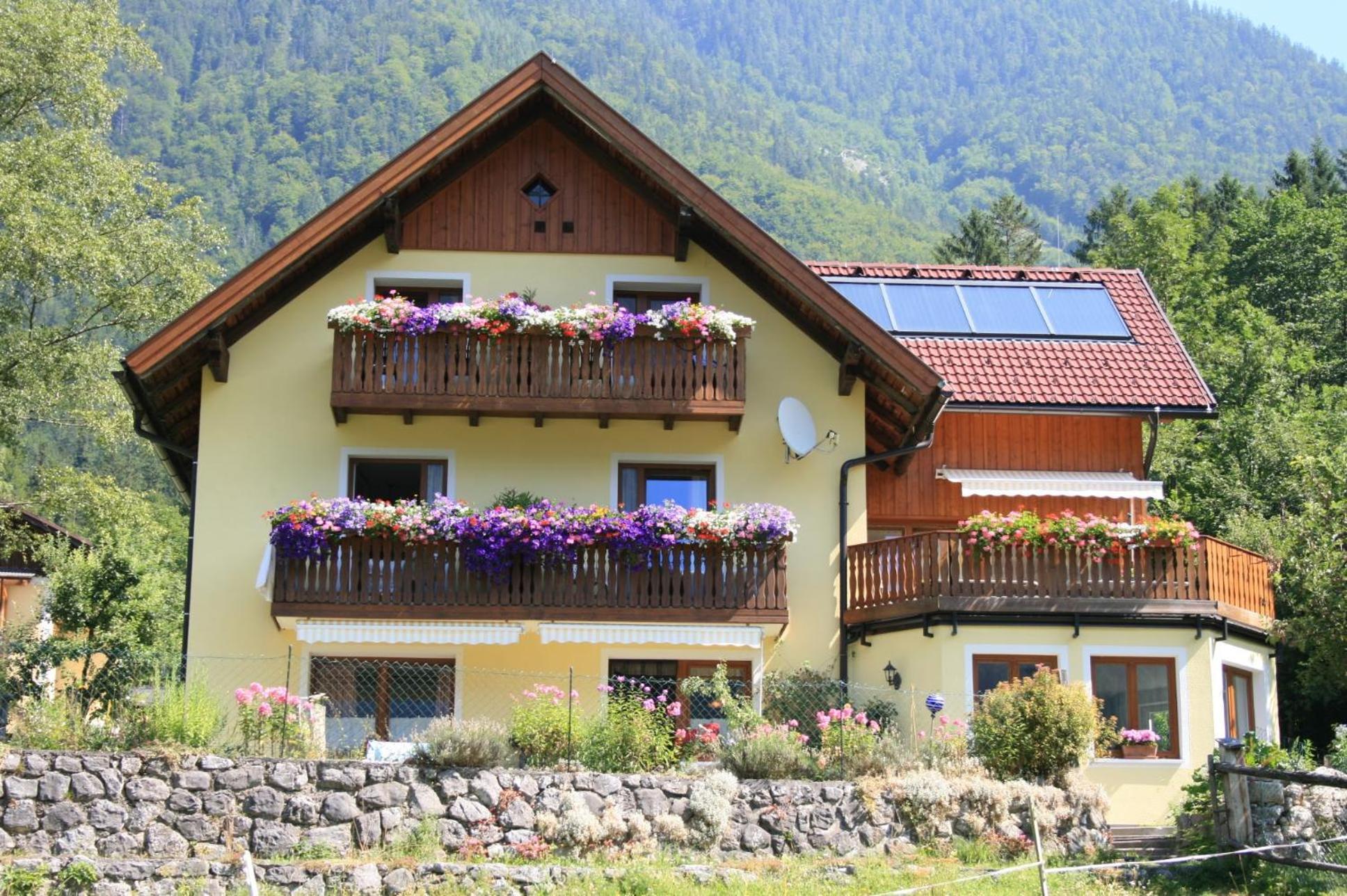 Haus Hepi Hotell Obertraun Eksteriør bilde